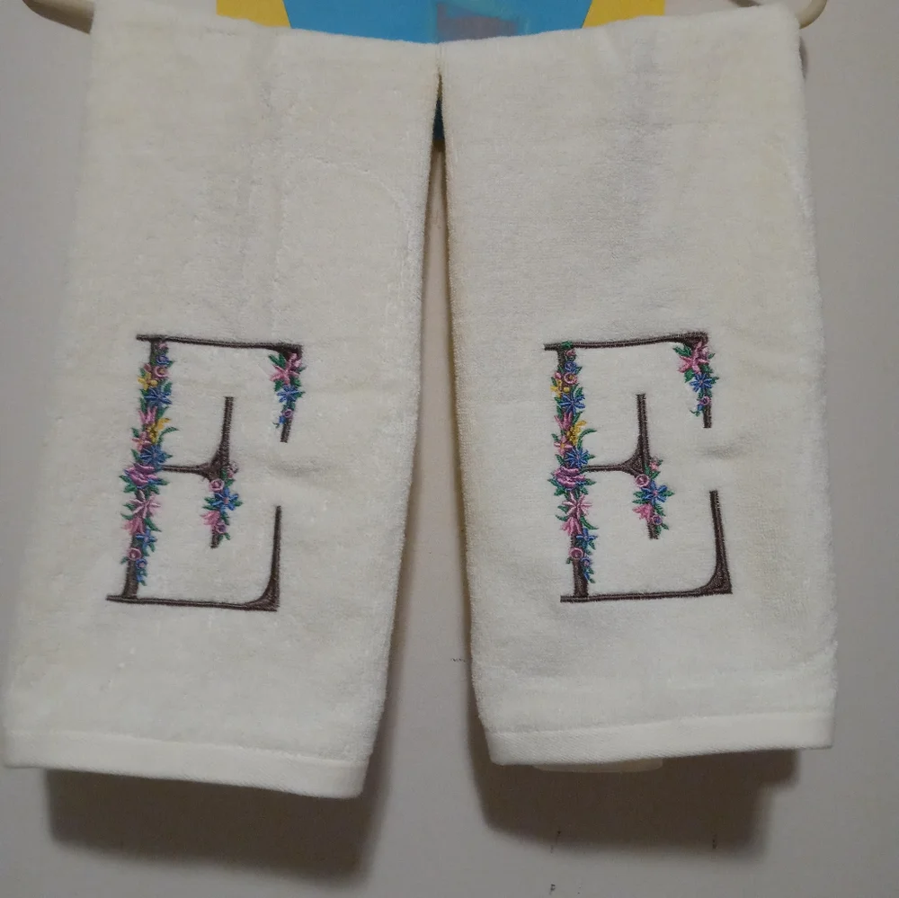2 White Cotton Hand Towels with Multicolor Flowers Embroidery Brown Monogram E